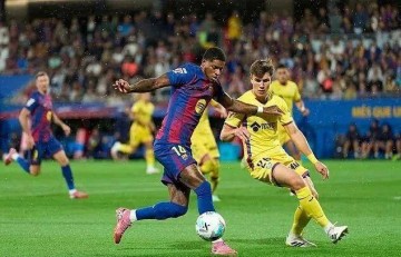 因迟到沦为替补！拉什福德戴罪立功：连续2轮西甲送助攻