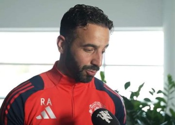 英超-狼队0-3曼联：送副班长首胜？NO！阿莫林要逼近欧冠区|前瞻