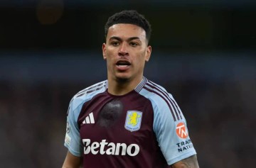 8000万镑!切尔西锁定英格兰天才,球迷炸锅:这价格值吗?维拉被迫放人?