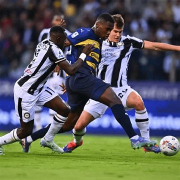 周五010意甲:帕尔马vs卡利亚里,帕尔马防守惊艳,卡利亚里青春风暴遇瓶颈