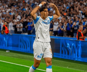 0-1!14.7亿国家德比:卫冕冠军联赛+欧冠全胜惨遭终结 让出榜首