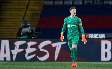 特尔施特根突然认怂,巴萨大获全胜