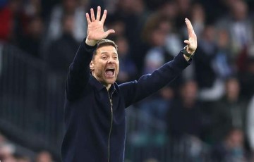 近8场仅2胜!阿隆索被曝帅位依旧稳固,输曼城后仍获多方力挺