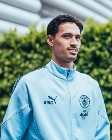 今天是赖因德斯27岁生日,曼城祝福:生日快乐,盼尽快主场见到你