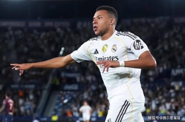 姆巴佩火力全开,2分钟双响创纪录;西甲40战38球,搂着阿隆索喜笑颜开。