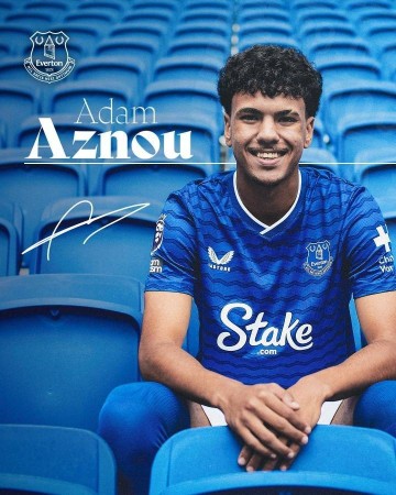 总价1200万!官方:19岁拜仁后卫阿兹努加盟埃弗顿,签约4年