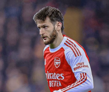 10球7助攻！9000万欧射手在大巴黎打不上主力，英媒曝阿森纳将签K77