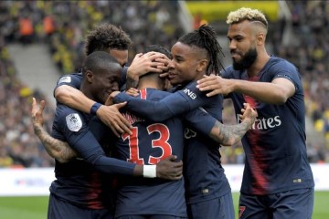 法甲联赛:巴黎圣日耳曼 1-0 小胜南特,姆巴佩制胜球开启新赛季