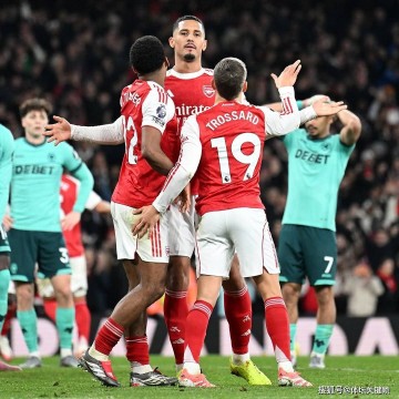 萨利巴豪言包揽四冠王!枪手多线领跑士气正旺, 吸取教训不掉链子